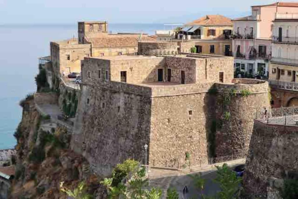La Scaletta Sul Mare Di Pizzo Wifi E Disney+ Εξωτερικό φωτογραφία
